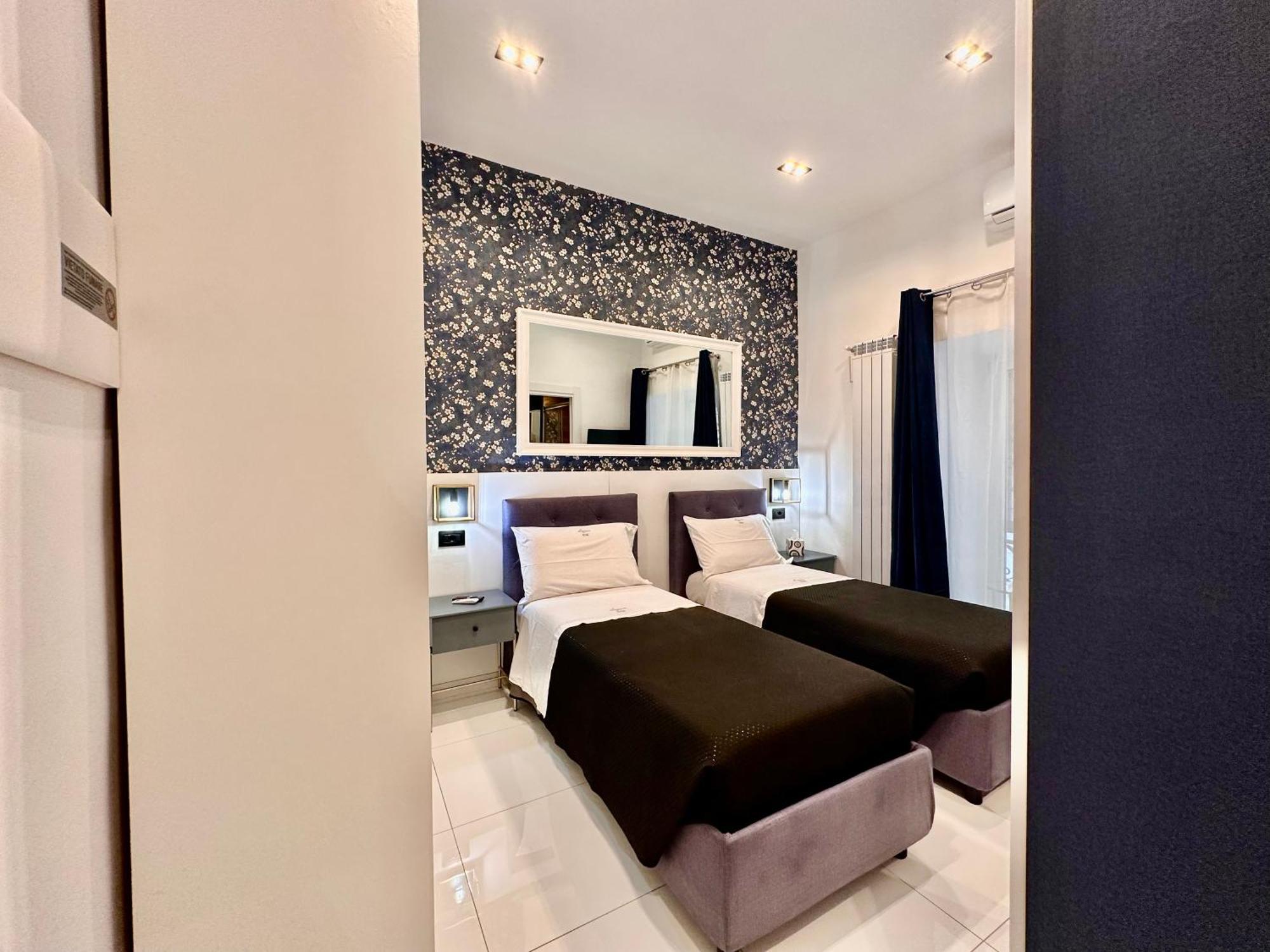 Elegance Rooms Spaccanapoli Exteriör bild