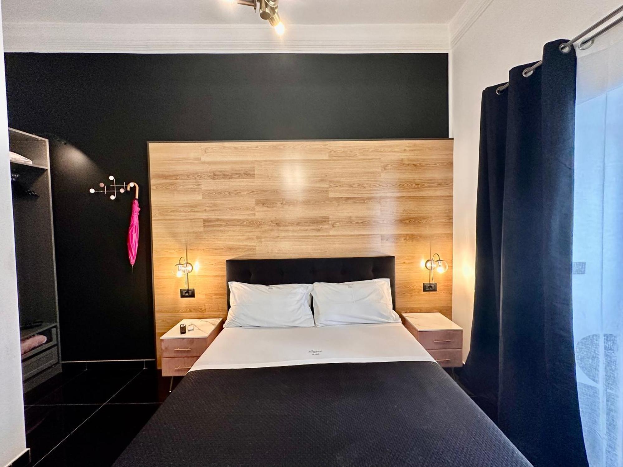 Elegance Rooms Spaccanapoli Exteriör bild