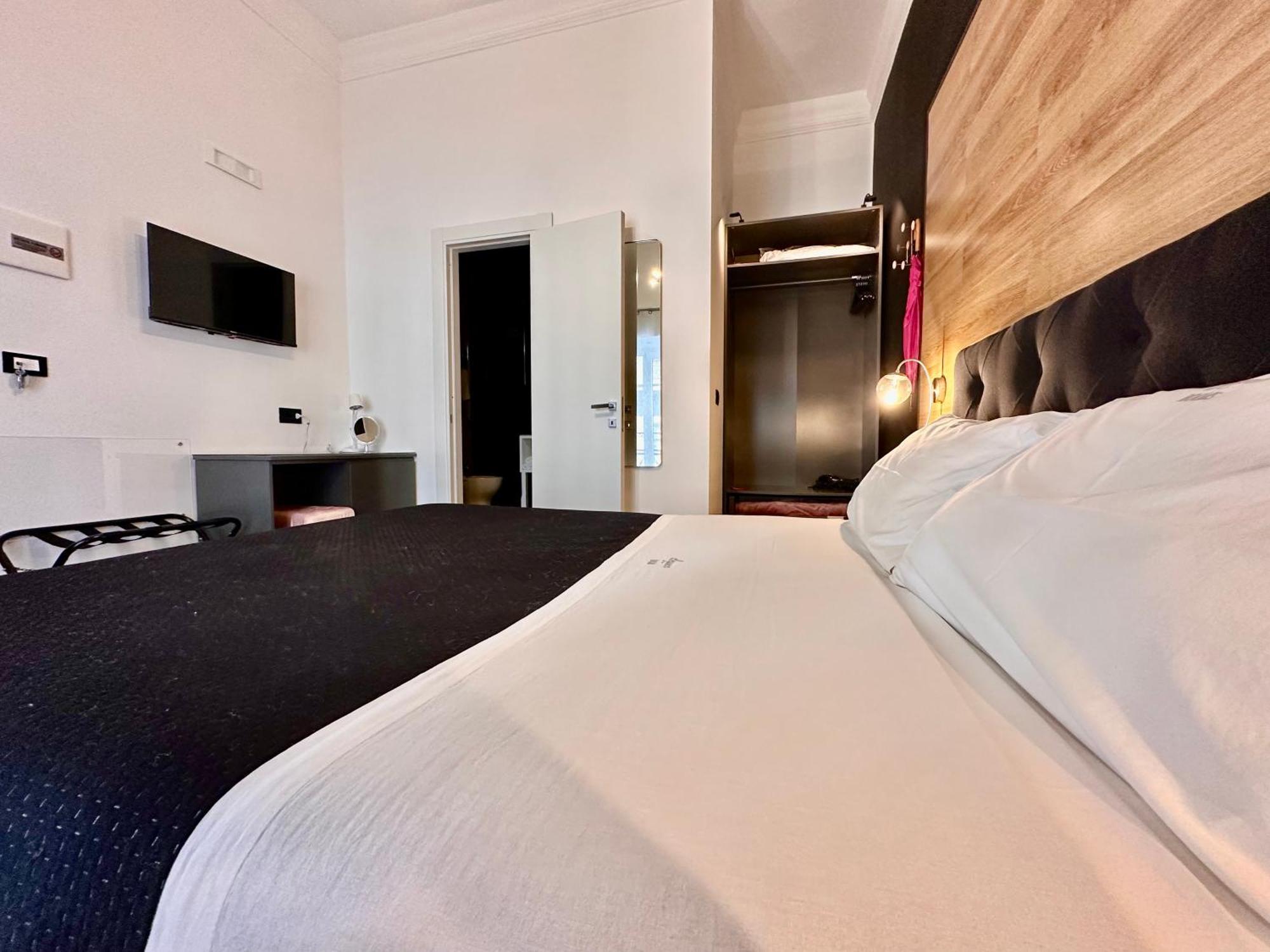 Elegance Rooms Spaccanapoli Exteriör bild